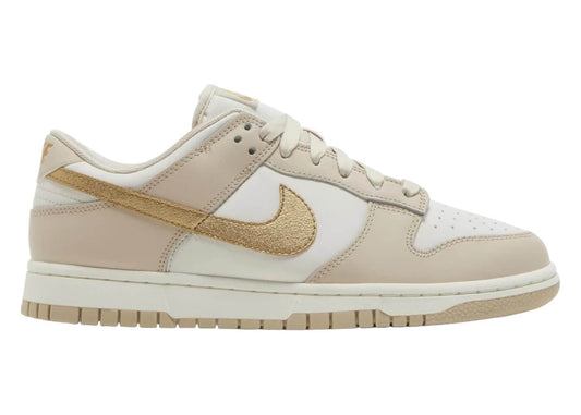 NIKE DUNK LOW 'METALLIC GOLD' W
