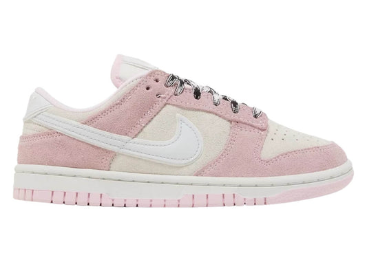 NIKE DUNK LOW LX 'PINK FOAM' W
